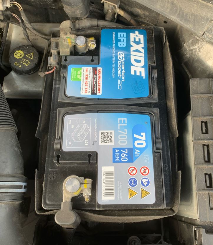 Akumulator zamontowany w Skoda Octavia 3 2.0 TSI RS benzyna start-stop 2018 rok